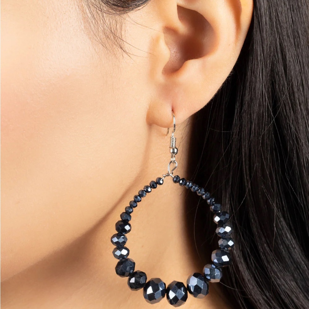 Elegant Blue Beaded Earrings - Picture 2 of 2